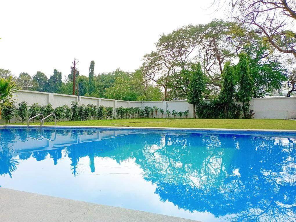 Hotel Shree Villa Harsola Luaran gambar
